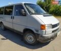 Серый Фольксваген Transporter, объемом двигателя 1.9 л и пробегом 350 тыс. км за 4400 $, фото 1 на Automoto.ua