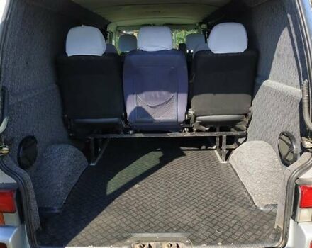 Серый Фольксваген Transporter, объемом двигателя 2.46 л и пробегом 370 тыс. км за 10000 $, фото 11 на Automoto.ua