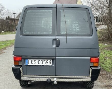 Сірий Фольксваген Transporter, об'ємом двигуна 2.4 л та пробігом 289 тис. км за 3250 $, фото 5 на Automoto.ua