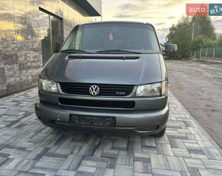 Сірий Фольксваген Transporter, об'ємом двигуна 2.5 л та пробігом 600 тис. км за 3400 $, фото 1 на Automoto.ua
