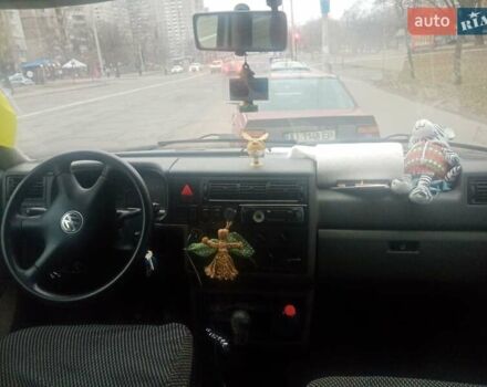 Сірий Фольксваген Transporter, об'ємом двигуна 1.9 л та пробігом 560 тис. км за 7500 $, фото 4 на Automoto.ua