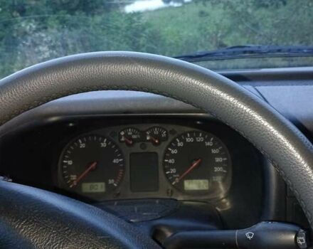 Серый Фольксваген Transporter, объемом двигателя 2.5 л и пробегом 392 тыс. км за 6650 $, фото 12 на Automoto.ua