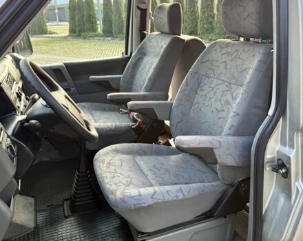 Сірий Фольксваген Transporter, об'ємом двигуна 2.5 л та пробігом 373 тис. км за 9999 $, фото 11 на Automoto.ua