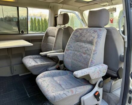 Сірий Фольксваген Transporter, об'ємом двигуна 2.5 л та пробігом 373 тис. км за 9999 $, фото 20 на Automoto.ua