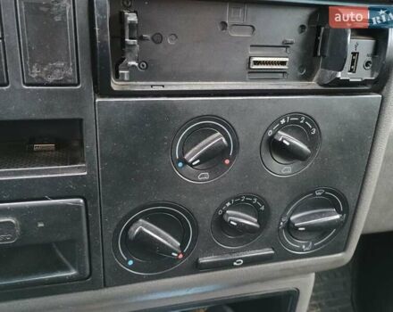 Серый Фольксваген Transporter, объемом двигателя 2.5 л и пробегом 392 тыс. км за 6650 $, фото 39 на Automoto.ua