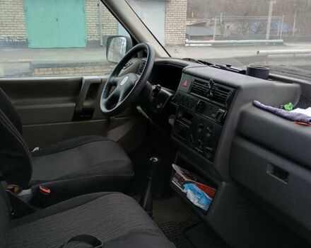 Серый Фольксваген Transporter, объемом двигателя 2.5 л и пробегом 392 тыс. км за 6650 $, фото 29 на Automoto.ua