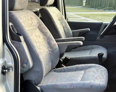 Сірий Фольксваген Transporter, об'ємом двигуна 2.5 л та пробігом 373 тис. км за 9999 $, фото 15 на Automoto.ua