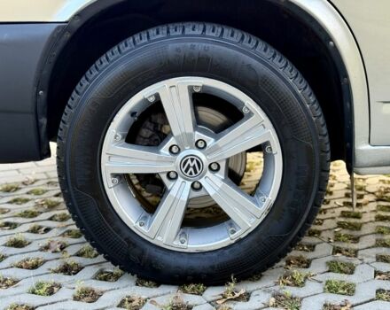 Сірий Фольксваген Transporter, об'ємом двигуна 2.5 л та пробігом 373 тис. км за 9999 $, фото 7 на Automoto.ua