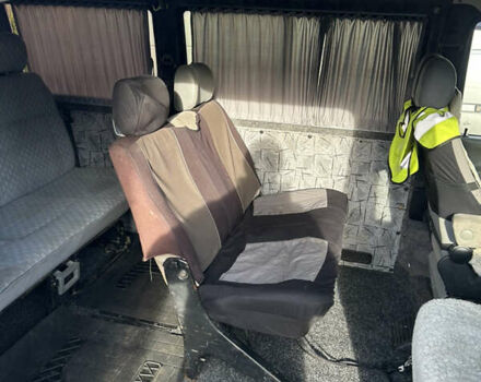 Серый Фольксваген Transporter, объемом двигателя 2.46 л и пробегом 361 тыс. км за 4300 $, фото 6 на Automoto.ua