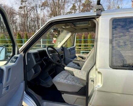 Сірий Фольксваген Transporter, об'ємом двигуна 2.5 л та пробігом 373 тис. км за 9999 $, фото 21 на Automoto.ua