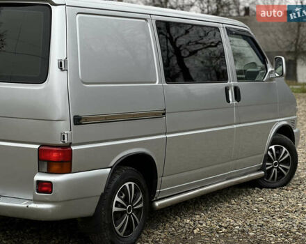 Серый Фольксваген Transporter, объемом двигателя 2.5 л и пробегом 470 тыс. км за 7300 $, фото 10 на Automoto.ua
