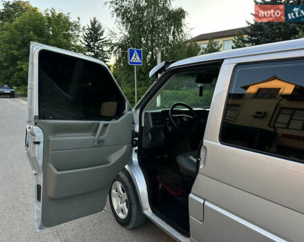 Серый Фольксваген Transporter, объемом двигателя 2.5 л и пробегом 310 тыс. км за 12700 $, фото 33 на Automoto.ua
