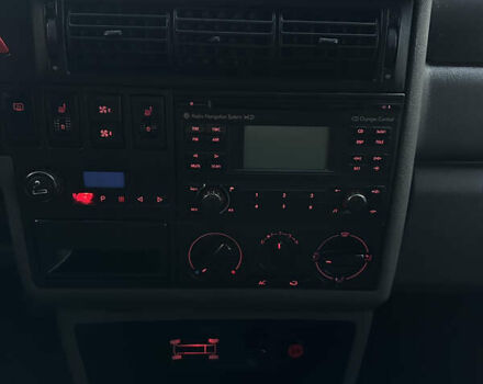Серый Фольксваген Transporter, объемом двигателя 2.5 л и пробегом 310 тыс. км за 12700 $, фото 28 на Automoto.ua