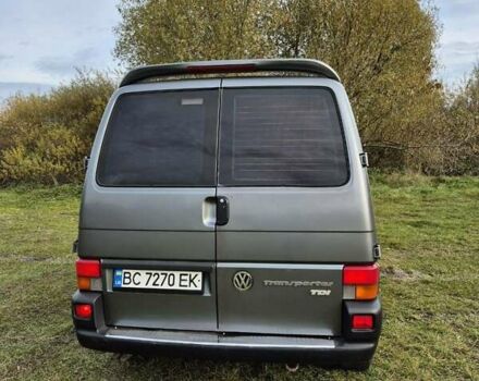 Серый Фольксваген Transporter, объемом двигателя 2.46 л и пробегом 401 тыс. км за 8900 $, фото 9 на Automoto.ua