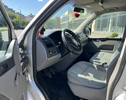 Серый Фольксваген Transporter, объемом двигателя 2.5 л и пробегом 505 тыс. км за 7400 $, фото 4 на Automoto.ua