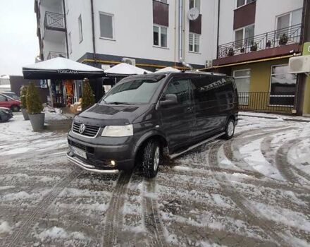 Сірий Фольксваген Transporter, об'ємом двигуна 2.5 л та пробігом 640 тис. км за 8200 $, фото 4 на Automoto.ua