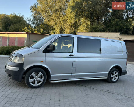Серый Фольксваген Transporter, объемом двигателя 2.5 л и пробегом 218 тыс. км за 8600 $, фото 4 на Automoto.ua