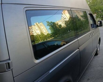 Серый Фольксваген Transporter, объемом двигателя 2.5 л и пробегом 582 тыс. км за 10000 $, фото 6 на Automoto.ua