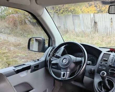 Сірий Фольксваген Transporter, об'ємом двигуна 1.9 л та пробігом 374 тис. км за 10500 $, фото 3 на Automoto.ua