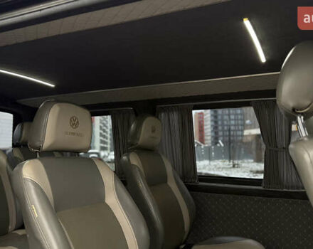 Сірий Фольксваген Transporter, об'ємом двигуна 1.9 л та пробігом 378 тис. км за 8650 $, фото 37 на Automoto.ua