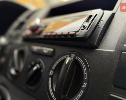 Сірий Фольксваген Transporter, об'ємом двигуна 1.9 л та пробігом 378 тис. км за 8650 $, фото 28 на Automoto.ua