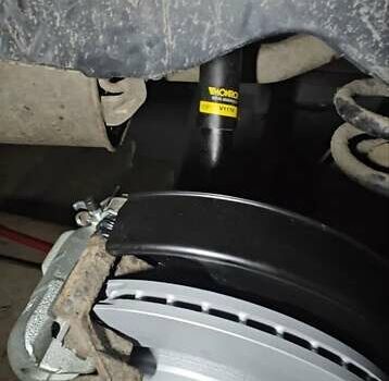 Сірий Фольксваген Transporter, об'ємом двигуна 1.9 л та пробігом 374 тис. км за 10500 $, фото 19 на Automoto.ua