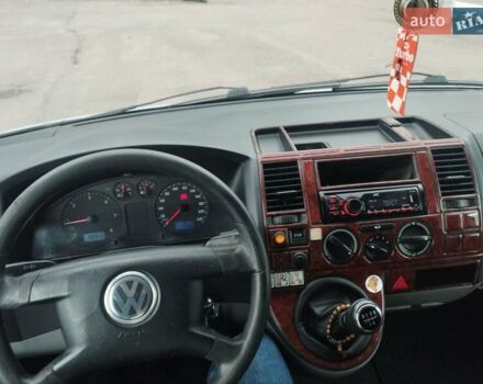 Серый Фольксваген Transporter, объемом двигателя 1.9 л и пробегом 479 тыс. км за 6400 $, фото 2 на Automoto.ua