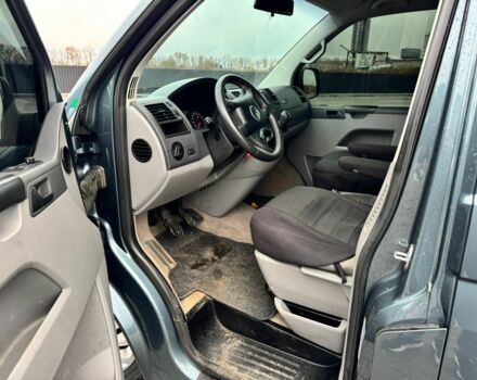 Серый Фольксваген Transporter, объемом двигателя 2.5 л и пробегом 460 тыс. км за 5500 $, фото 11 на Automoto.ua