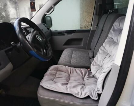 Серый Фольксваген Transporter, объемом двигателя 1.9 л и пробегом 379 тыс. км за 8700 $, фото 9 на Automoto.ua