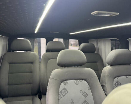 Сірий Фольксваген Transporter, об'ємом двигуна 2.46 л та пробігом 333 тис. км за 9200 $, фото 14 на Automoto.ua