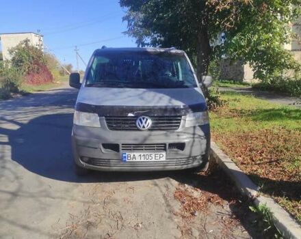Серый Фольксваген Transporter, объемом двигателя 2.5 л и пробегом 400 тыс. км за 7700 $, фото 2 на Automoto.ua