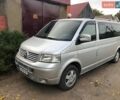 Серый Фольксваген Transporter, объемом двигателя 2.5 л и пробегом 390 тыс. км за 9500 $, фото 1 на Automoto.ua