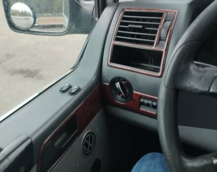 Серый Фольксваген Transporter, объемом двигателя 1.9 л и пробегом 479 тыс. км за 6400 $, фото 4 на Automoto.ua