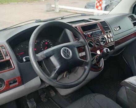 Серый Фольксваген Transporter, объемом двигателя 1.9 л и пробегом 479 тыс. км за 6400 $, фото 3 на Automoto.ua
