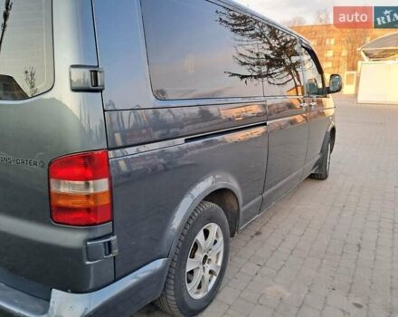 Сірий Фольксваген Transporter, об'ємом двигуна 2.46 л та пробігом 329 тис. км за 7900 $, фото 4 на Automoto.ua