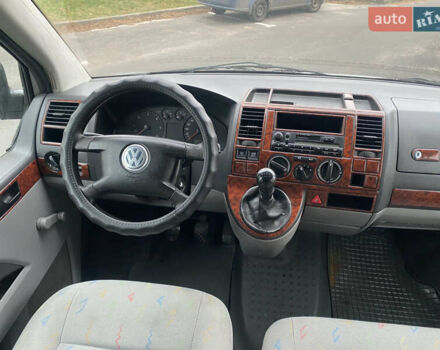 Серый Фольксваген Transporter, объемом двигателя 1.9 л и пробегом 380 тыс. км за 6500 $, фото 10 на Automoto.ua