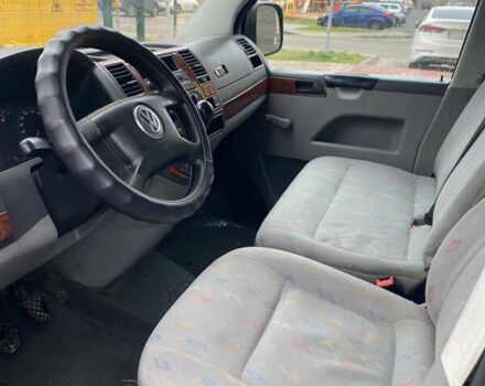 Серый Фольксваген Transporter, объемом двигателя 1.9 л и пробегом 380 тыс. км за 6500 $, фото 8 на Automoto.ua