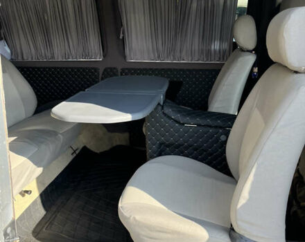 Серый Фольксваген Transporter, объемом двигателя 1.9 л и пробегом 200 тыс. км за 9200 $, фото 9 на Automoto.ua