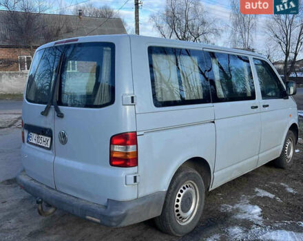 Серый Фольксваген Transporter, объемом двигателя 2.5 л и пробегом 326 тыс. км за 6000 $, фото 2 на Automoto.ua