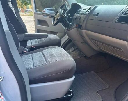 Серый Фольксваген Transporter, объемом двигателя 2.46 л и пробегом 156 тыс. км за 8500 $, фото 2 на Automoto.ua