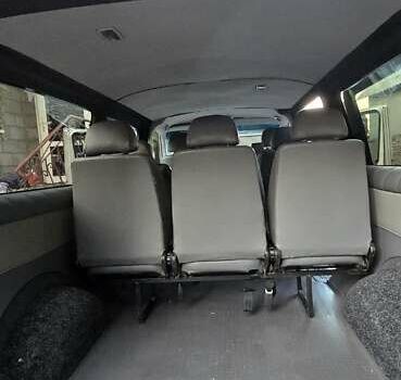 Серый Фольксваген Transporter, объемом двигателя 1.9 л и пробегом 287 тыс. км за 9000 $, фото 7 на Automoto.ua