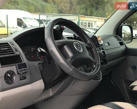 Серый Фольксваген Transporter, объемом двигателя 1.9 л и пробегом 240 тыс. км за 11300 $, фото 12 на Automoto.ua