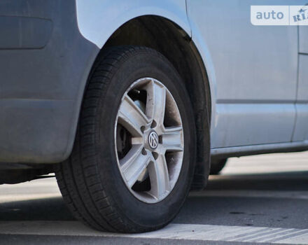 Серый Фольксваген Transporter, объемом двигателя 1.9 л и пробегом 302 тыс. км за 11000 $, фото 7 на Automoto.ua