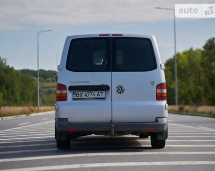 Серый Фольксваген Transporter, объемом двигателя 1.9 л и пробегом 302 тыс. км за 11000 $, фото 11 на Automoto.ua