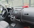 Серый Фольксваген Transporter, объемом двигателя 1.9 л и пробегом 320 тыс. км за 10000 $, фото 5 на Automoto.ua
