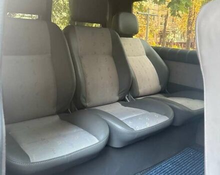 Серый Фольксваген Transporter, объемом двигателя 2.46 л и пробегом 156 тыс. км за 8500 $, фото 1 на Automoto.ua