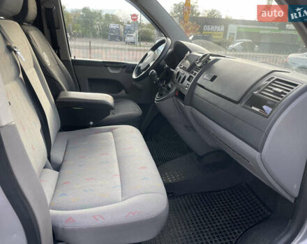 Серый Фольксваген Transporter, объемом двигателя 2.5 л и пробегом 374 тыс. км за 7900 $, фото 13 на Automoto.ua