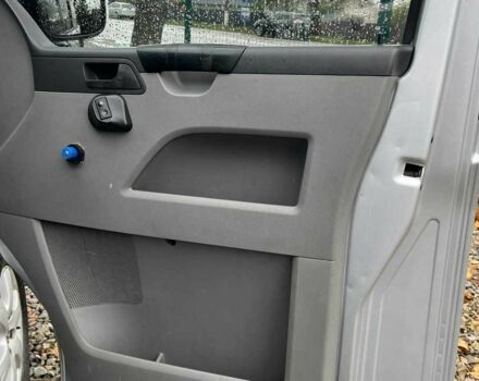 Сірий Фольксваген Transporter, об'ємом двигуна 1.9 л та пробігом 299 тис. км за 8900 $, фото 23 на Automoto.ua