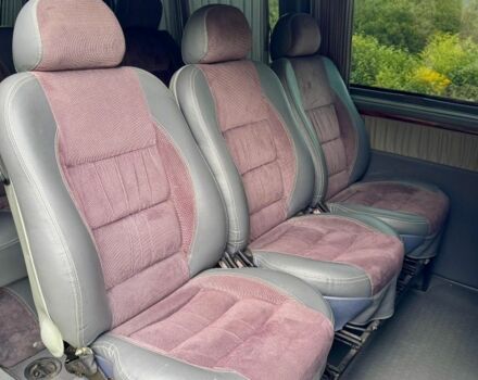 Серый Фольксваген Transporter, объемом двигателя 2.5 л и пробегом 226 тыс. км за 10700 $, фото 3 на Automoto.ua