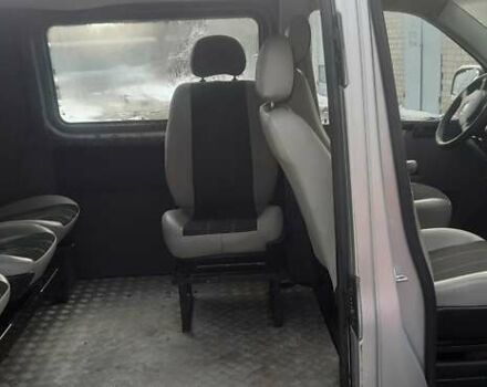 Серый Фольксваген Transporter, объемом двигателя 2.5 л и пробегом 350 тыс. км за 8500 $, фото 4 на Automoto.ua